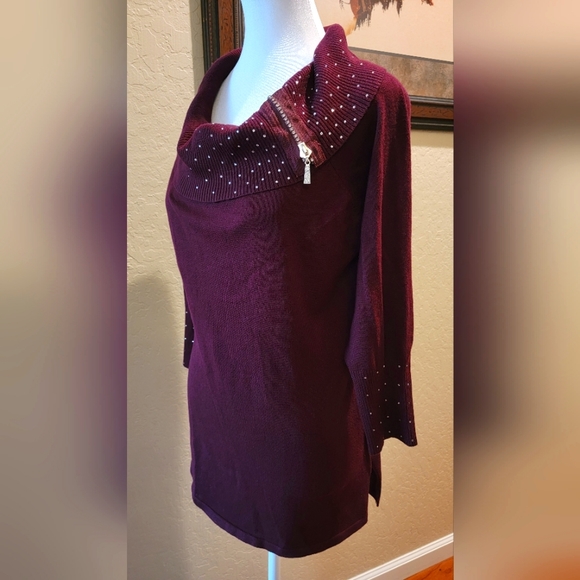 Questions Petites Sweater - Size L - Picture 3 of 9